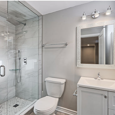 Usa los acabados para tener un baño más limpio y estético